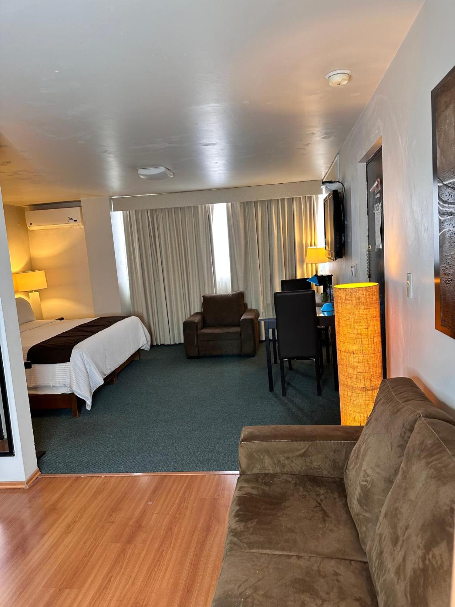 Hotel Del Fresno Fresnillo de González Echeverría Exteriör bild